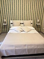 B&B 248