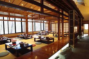 Villa Kitakaruizawa L wing