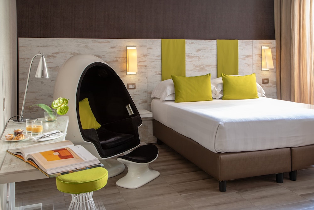 The Guardian Hotel