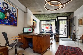 Numi Hotel