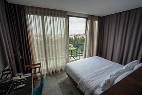 Numi Hotel