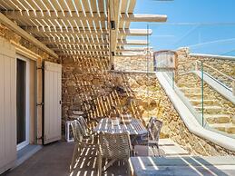 Sea Rock & Sky Private Residence