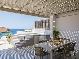Sea Rock & Sky Private Residence