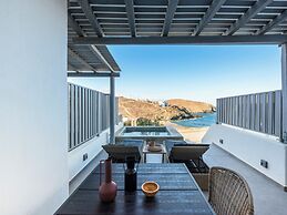 Sea Rock & Sky Private Residence