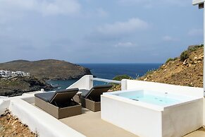 Sea Rock & Sky Private Residence
