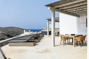 Sea Rock & Sky Private Residence
