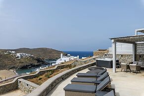 Sea Rock & Sky Private Residence