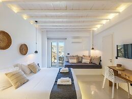 Sea Rock & Sky Private Residence