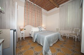 Lucca Relais