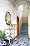 Lucca Relais