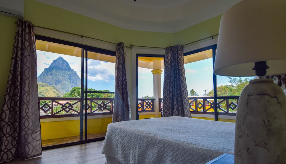 Sea Piton View Apartment