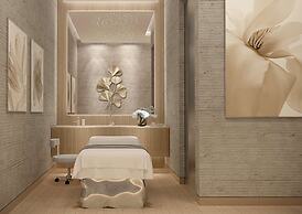 AlRayyan Hotel Doha, Curio Collection by Hilton