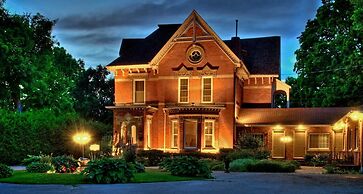 The Woodview Inn