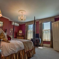 The Woodview Inn