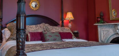 The Woodview Inn