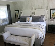 The Woodview Inn