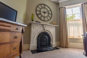 The Woodview Inn
