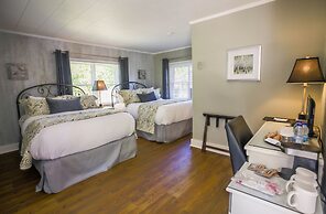 The Woodview Inn