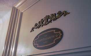 The Woodview Inn