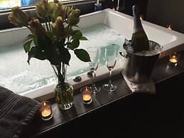Spa Suites at Raven