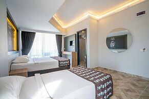 Aslan Corner Hotel