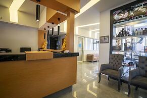 Aslan Corner Hotel