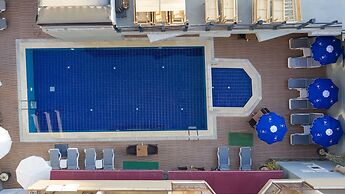 Aslan Corner Hotel