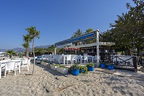 Aslan Corner Hotel