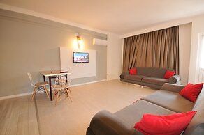 Isla Apartments