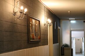 Schooner Hotel