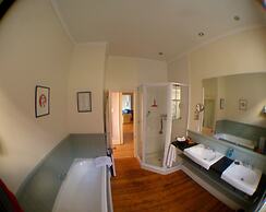 Braeside House