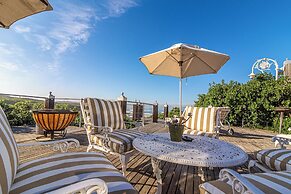 Kennedy's Beach Villa
