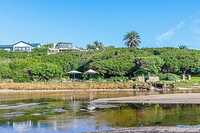 Kennedy's Beach Villa