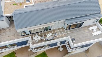 Le Paradis Penthouse Apartment