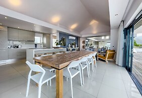 Le Paradis Penthouse Apartment