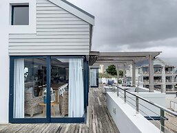 Le Paradis Penthouse Apartment