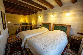 Sofa Hotel