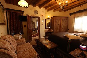 Sofa Hotel