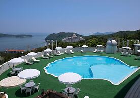 Toba Ocean Resort