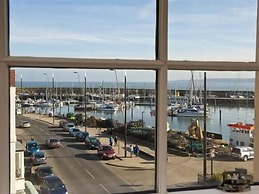 Harbourside Apartments