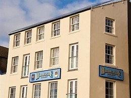 Harbourside Apartments