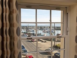 Harbourside Apartments