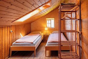 Youth Hostel Leissigen