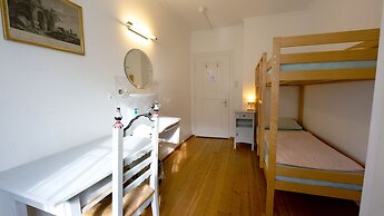 Youth Hostel Leissigen