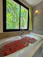 HULA HULA RESORT l truly tropical and fun wellness