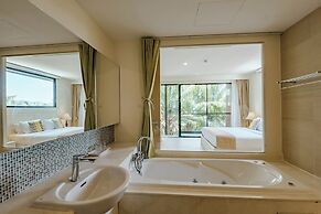 HULA HULA RESORT l truly tropical and fun wellness