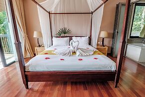 HULA HULA RESORT l truly tropical and fun wellness