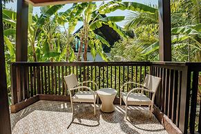 HULA HULA RESORT l truly tropical and fun wellness