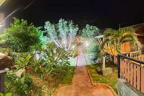 Tonmai Suites