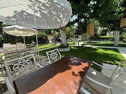 Alican Pension